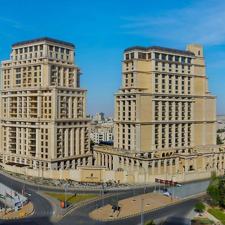 Hotel The Ritz-Carlton, Amman Esterno foto Residential complex in Amman