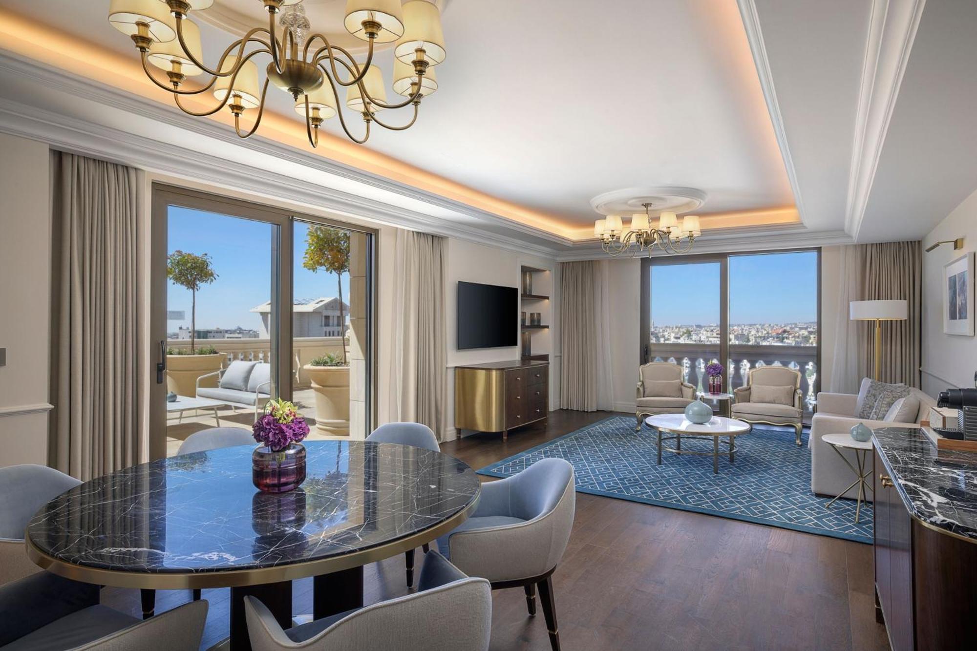 Hotel The Ritz-Carlton, Amman Esterno foto Presidential Suite