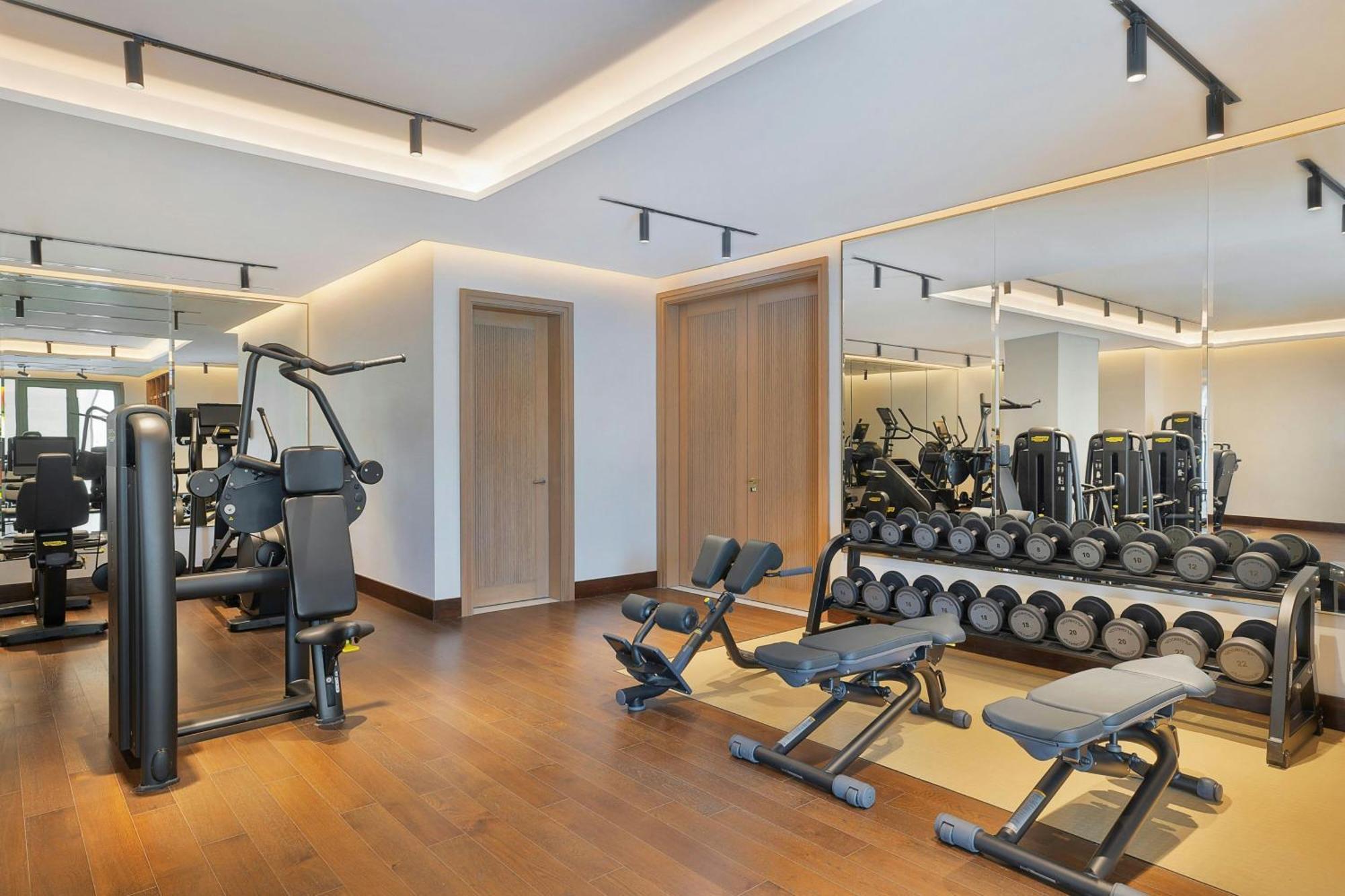 Hotel The Ritz-Carlton, Amman Esterno foto The gym at the hotel