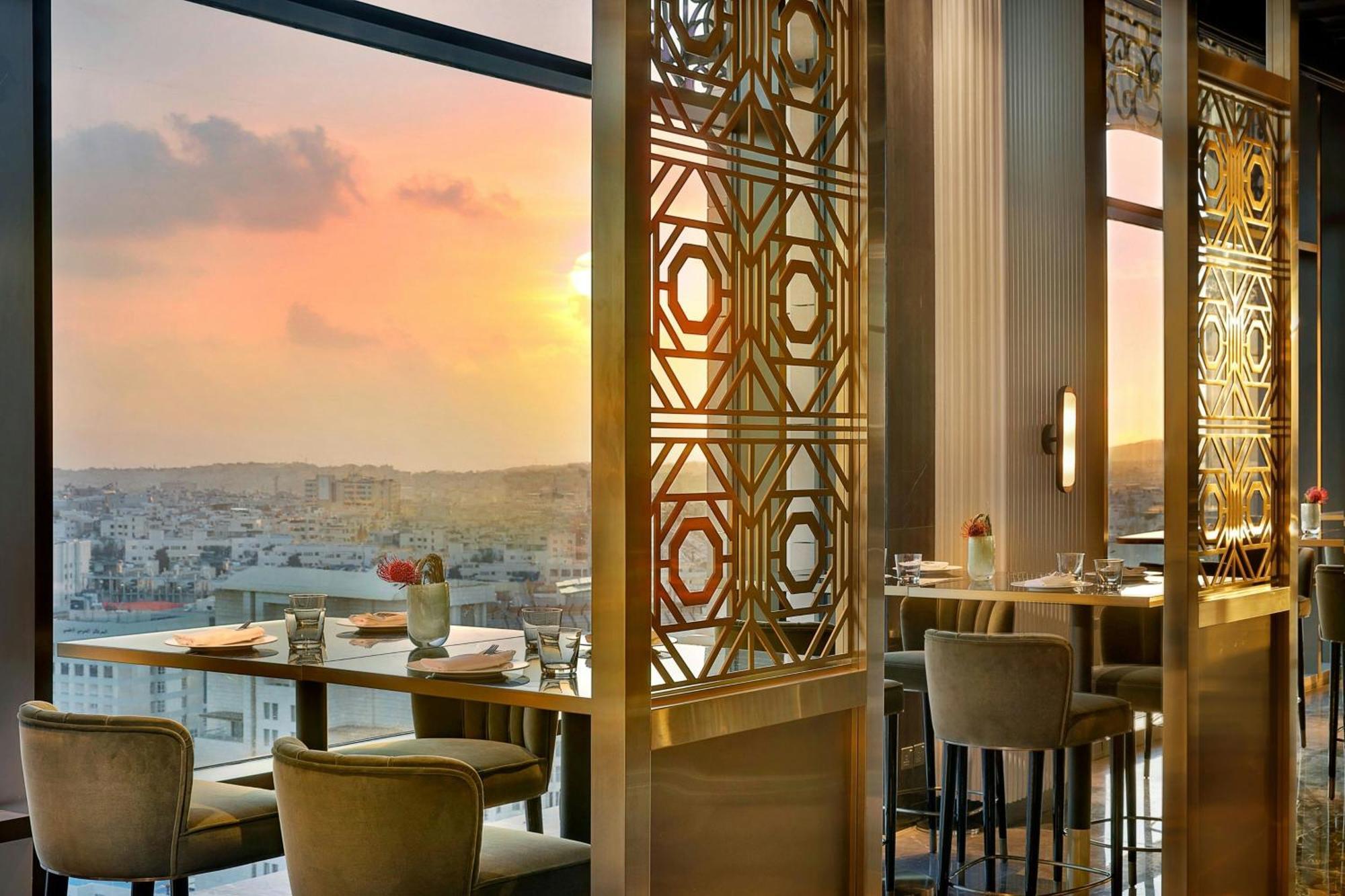 Hotel The Ritz-Carlton, Amman Esterno foto The View