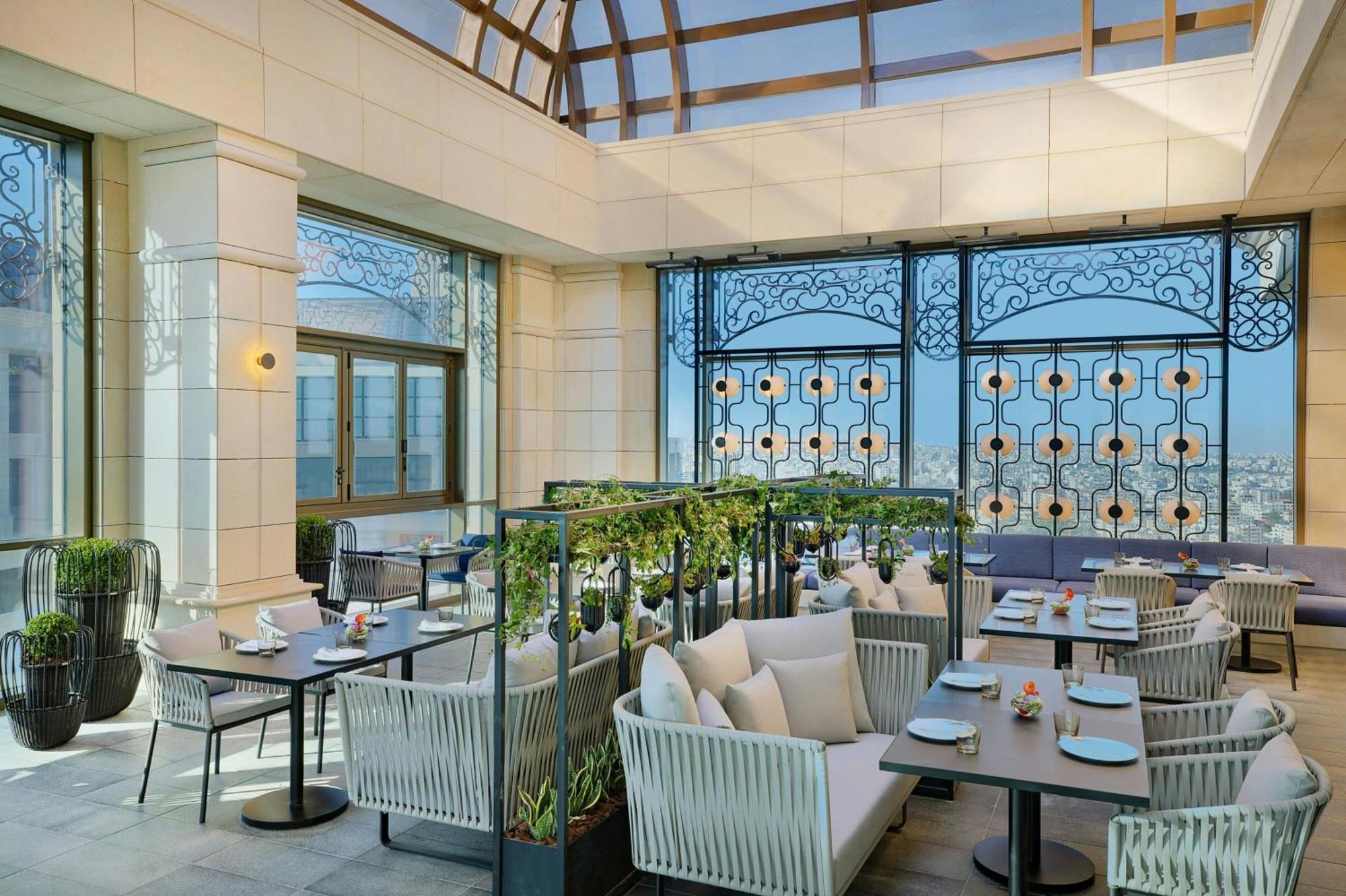 Hotel The Ritz-Carlton, Amman Esterno foto The Terrace