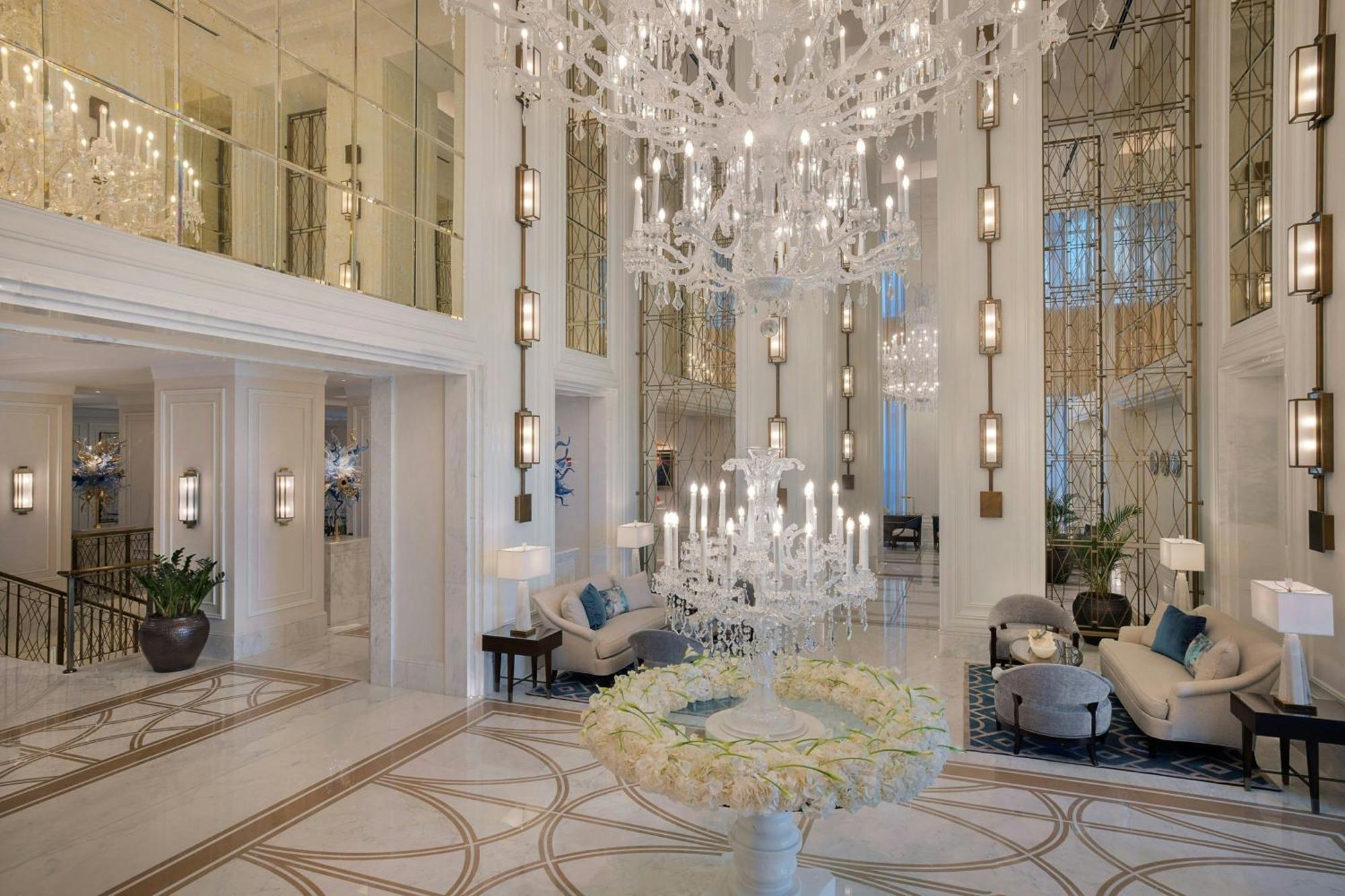 Hotel The Ritz-Carlton, Amman Esterno foto The lobby of the Ritz-Carlton, DIFC